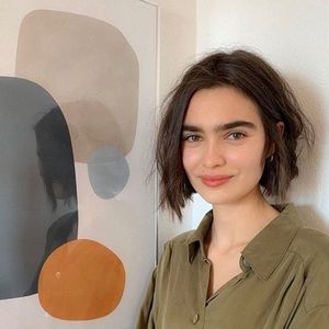 Meet Your Posher, Lily